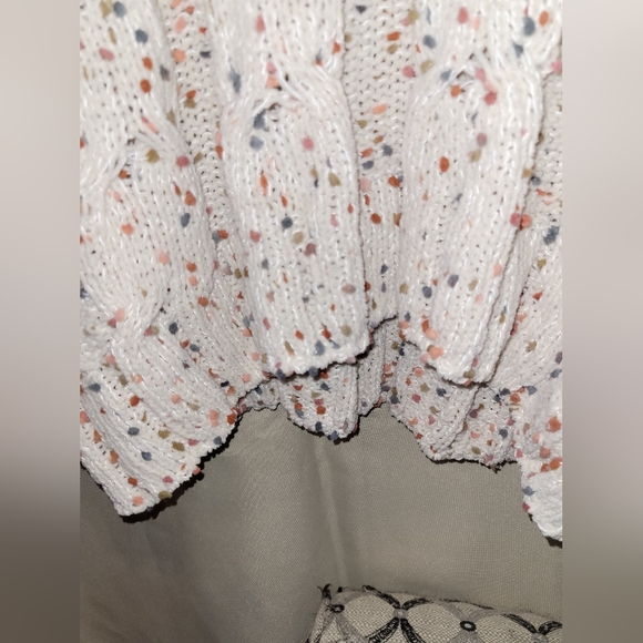 Moon and Madison knitted sweater - Picture 5 of 7